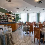 Hotel Vittoria 4*