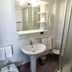 Vittoria 4*