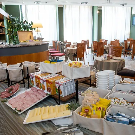 Vittoria Hotel 4*