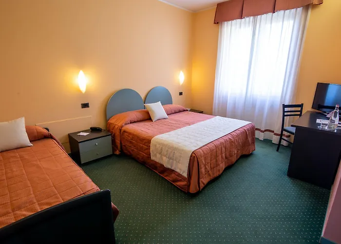 فندق Vittoria 4*